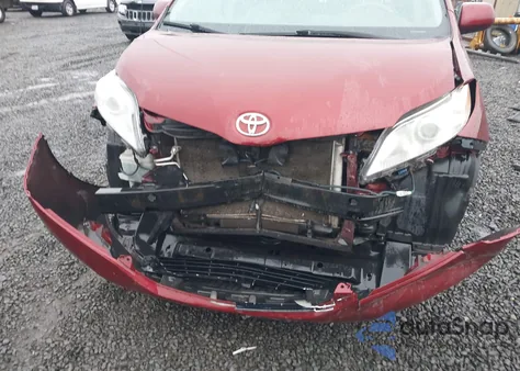 2014 Toyota Sienna Le 7 Passenger from USA, damaged, VIN 5TDJK3DC6ES077710